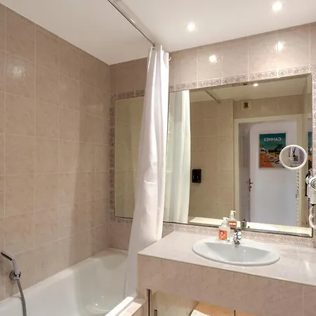 Le Jardin Secret By Golden Riviera Terrasses & Acces אנטיב